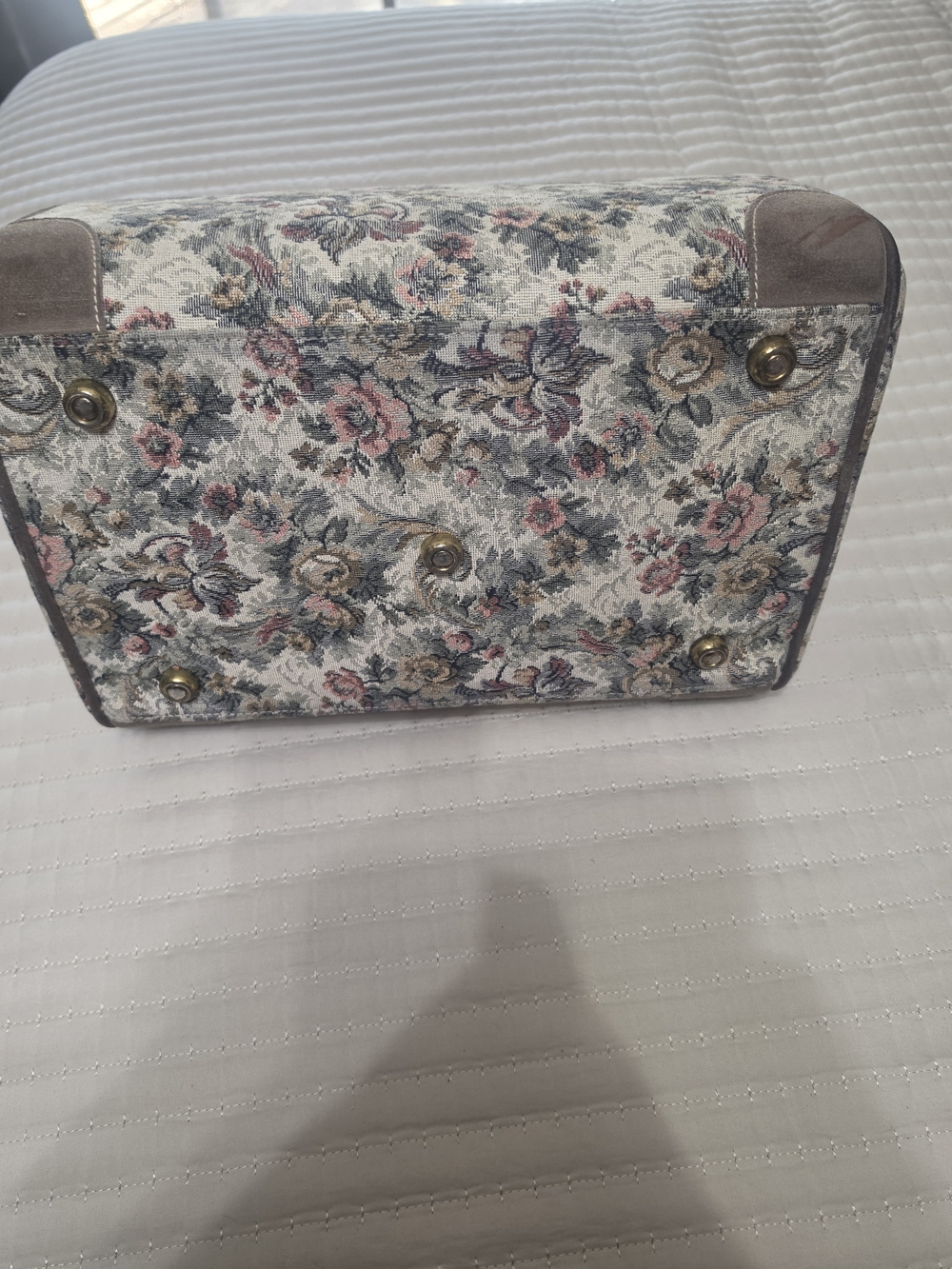 Floral Tapestry Top-Handle Vanity Bag in Taupe and Rose - Picture 11 of 12